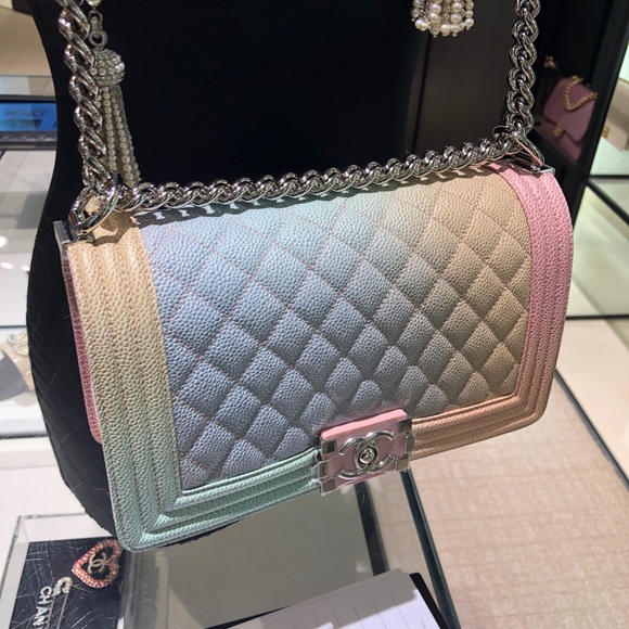 My unicorn chanel - Picture 3 of 3